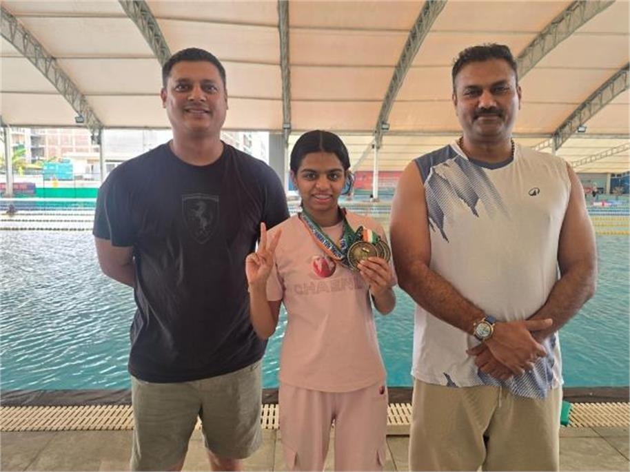 Bahadurgarh's Riddhi Joshi Wins Triple Gold at National Para Swimming Championship