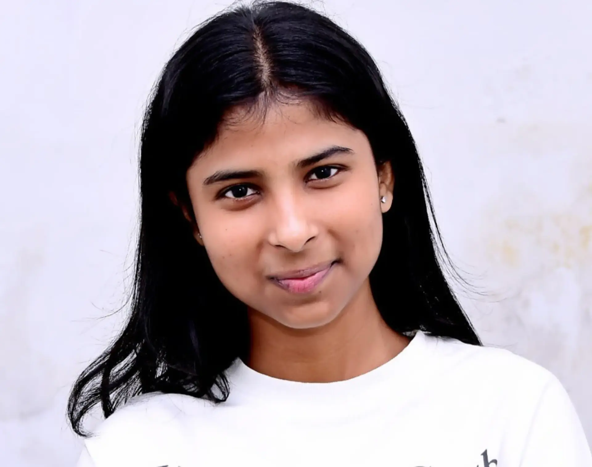 Haryana's Janhavi Panwar Becomes Youngest PhD Scholar at IIT Delhi