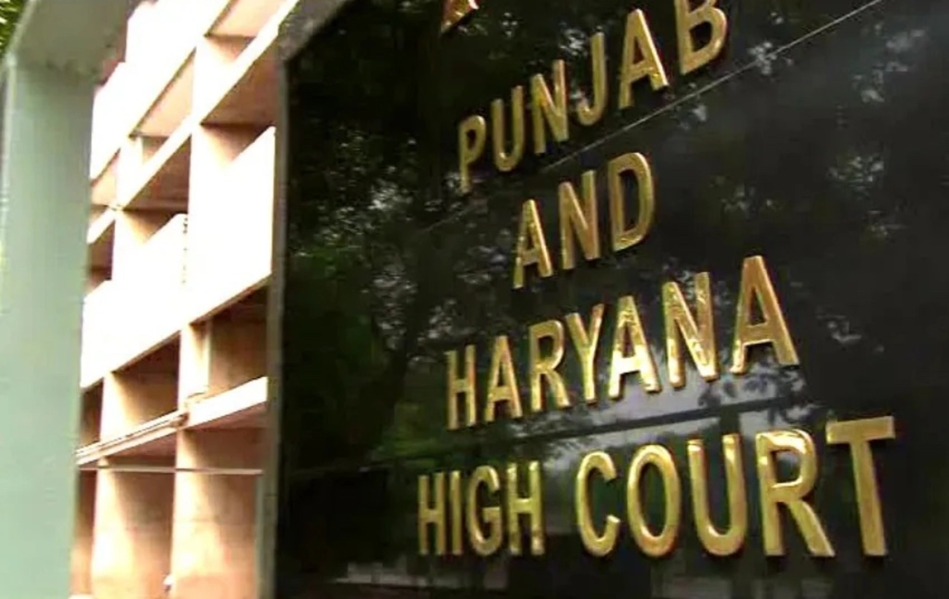 High Court Quashes CRPF Constable's Dismissal for Two-Hour Sleep During Duty