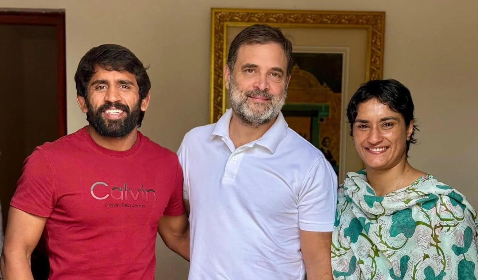 Vinesh and Bajrang Meet Rahul Gandhi, May Join Congress for Haryana Elections