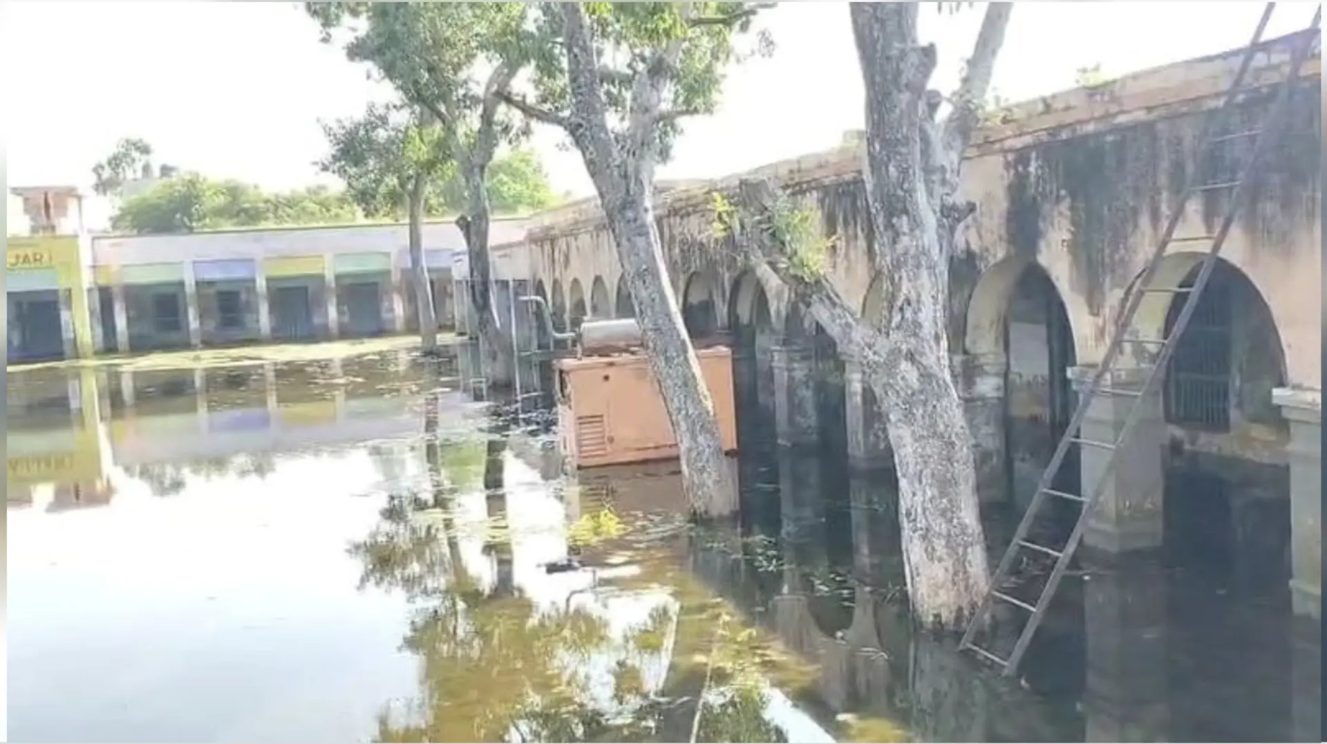 Waterlogging Forces Jhajjar School to Operate in Two Shifts