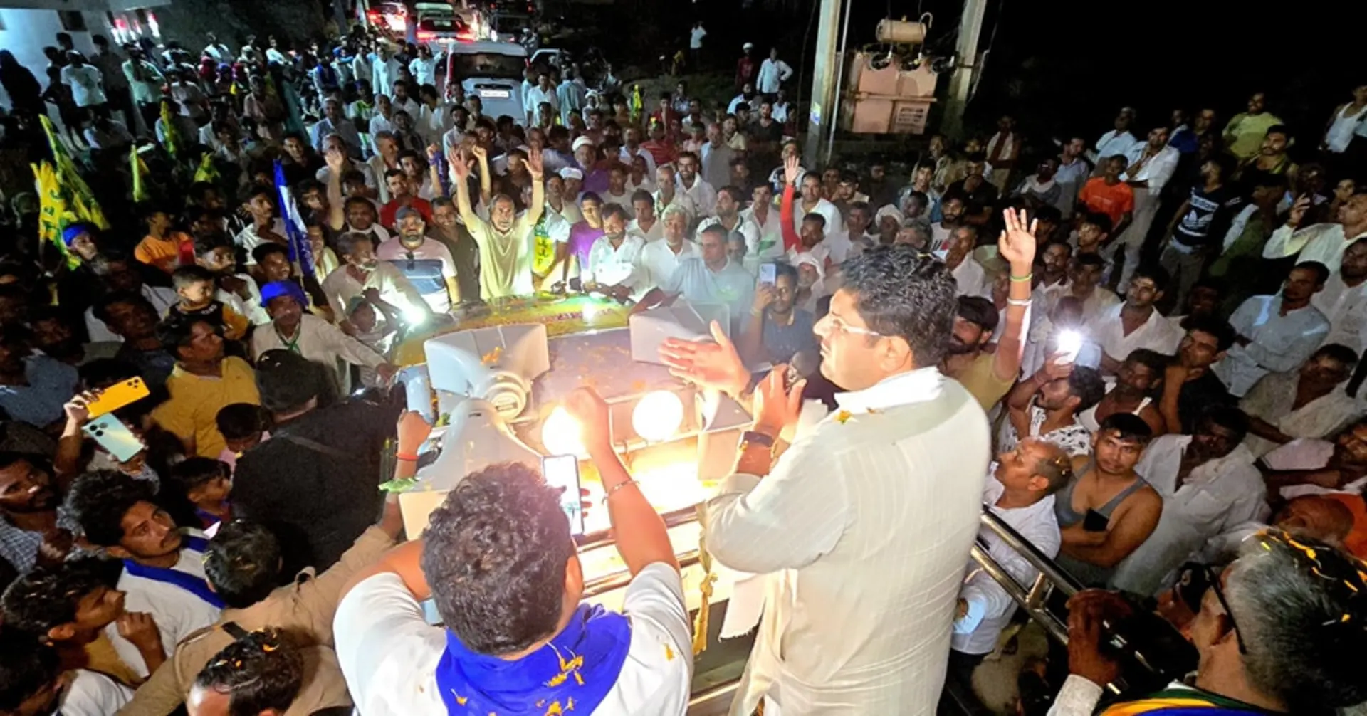 Dushyant Chautala and Chandrashekhar's Convoy Attacked in Uchana